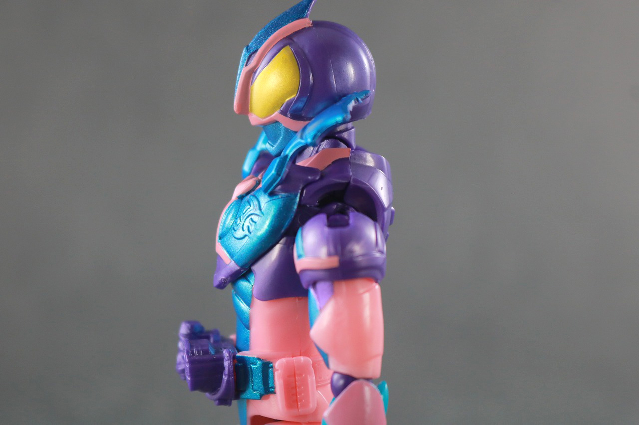 リバイスリミックスフィギュア　仮面ライダーリバイ プテラゲノム　レビュー　可動範囲