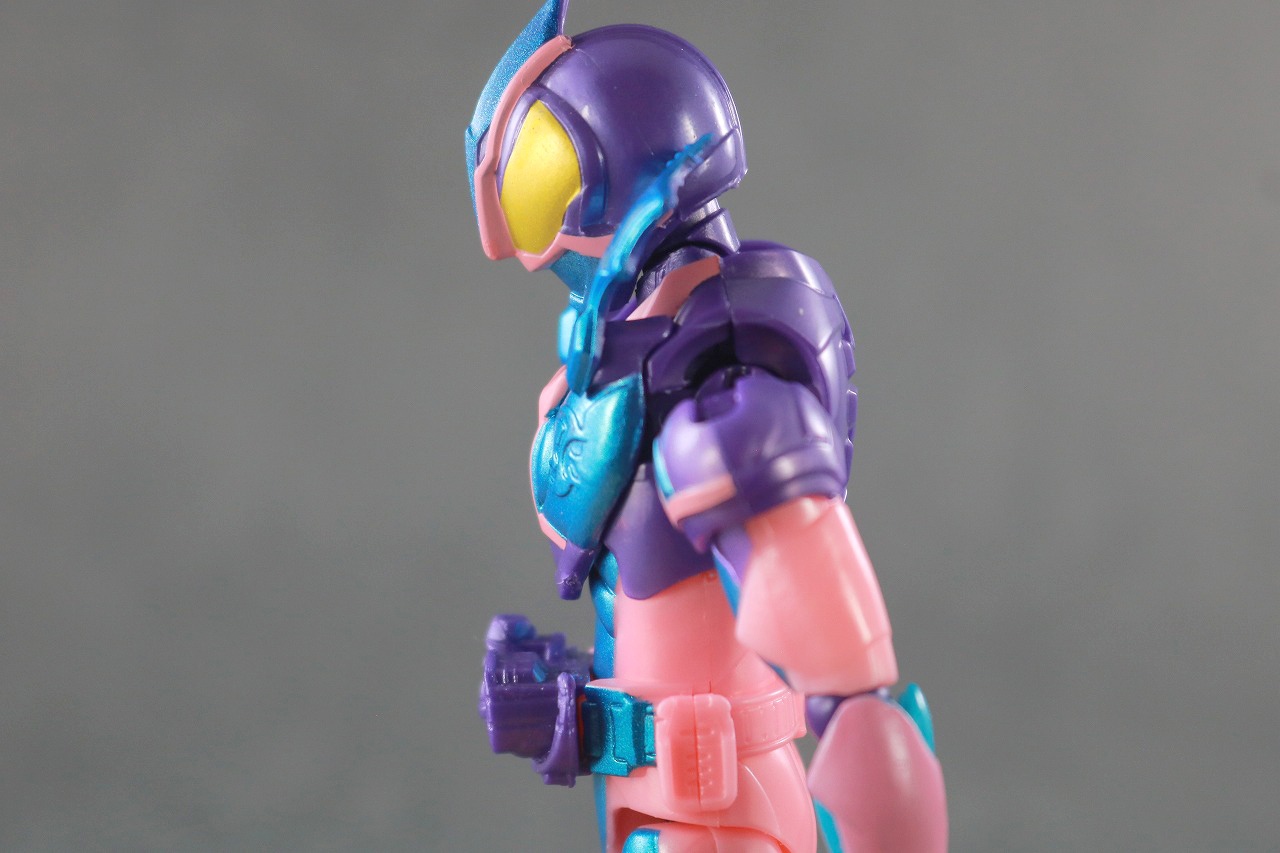 リバイスリミックスフィギュア　仮面ライダーリバイ プテラゲノム　レビュー　可動範囲