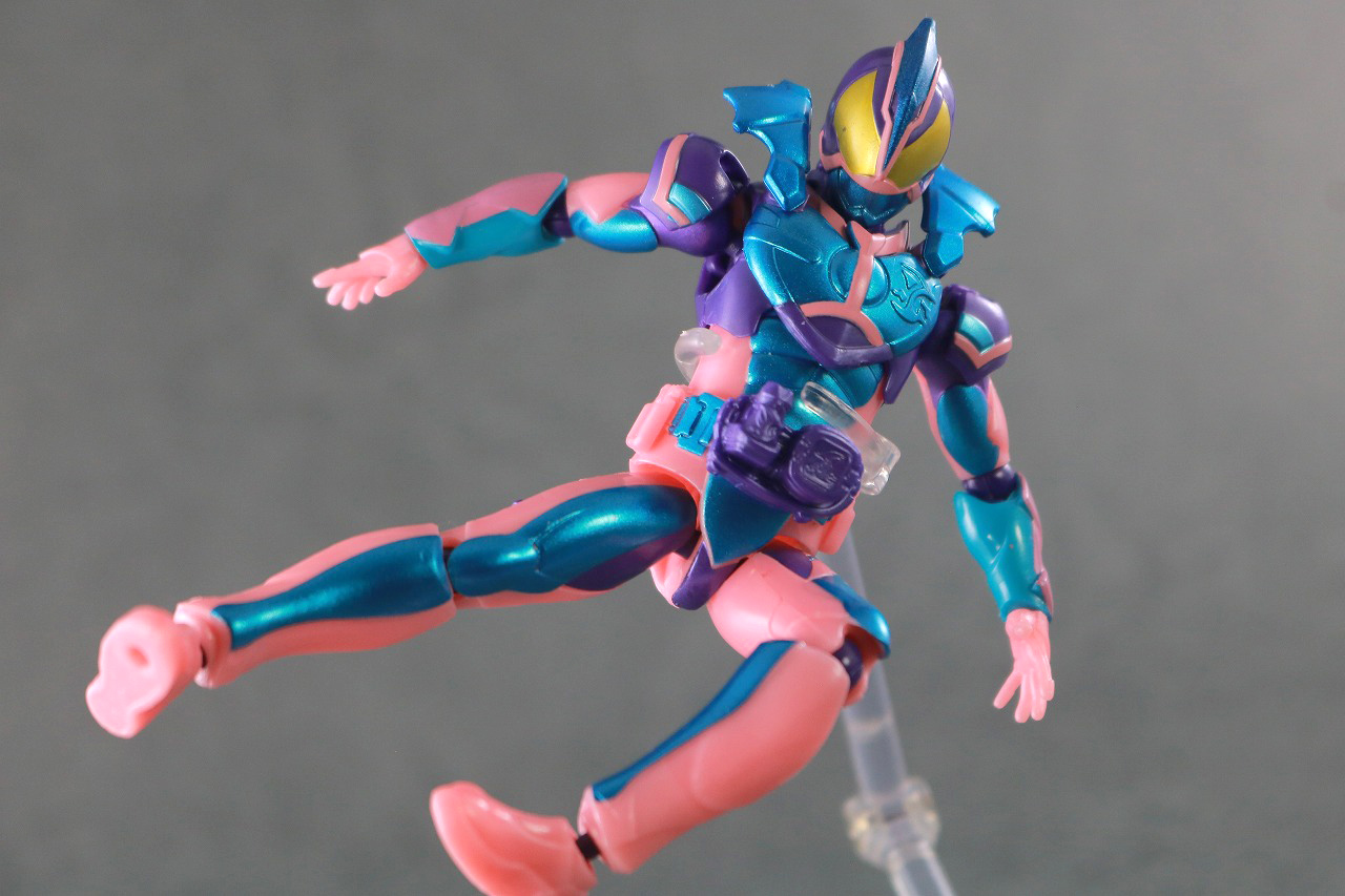 リバイスリミックスフィギュア　仮面ライダーリバイス プテラゲノム　レビュー　アクション