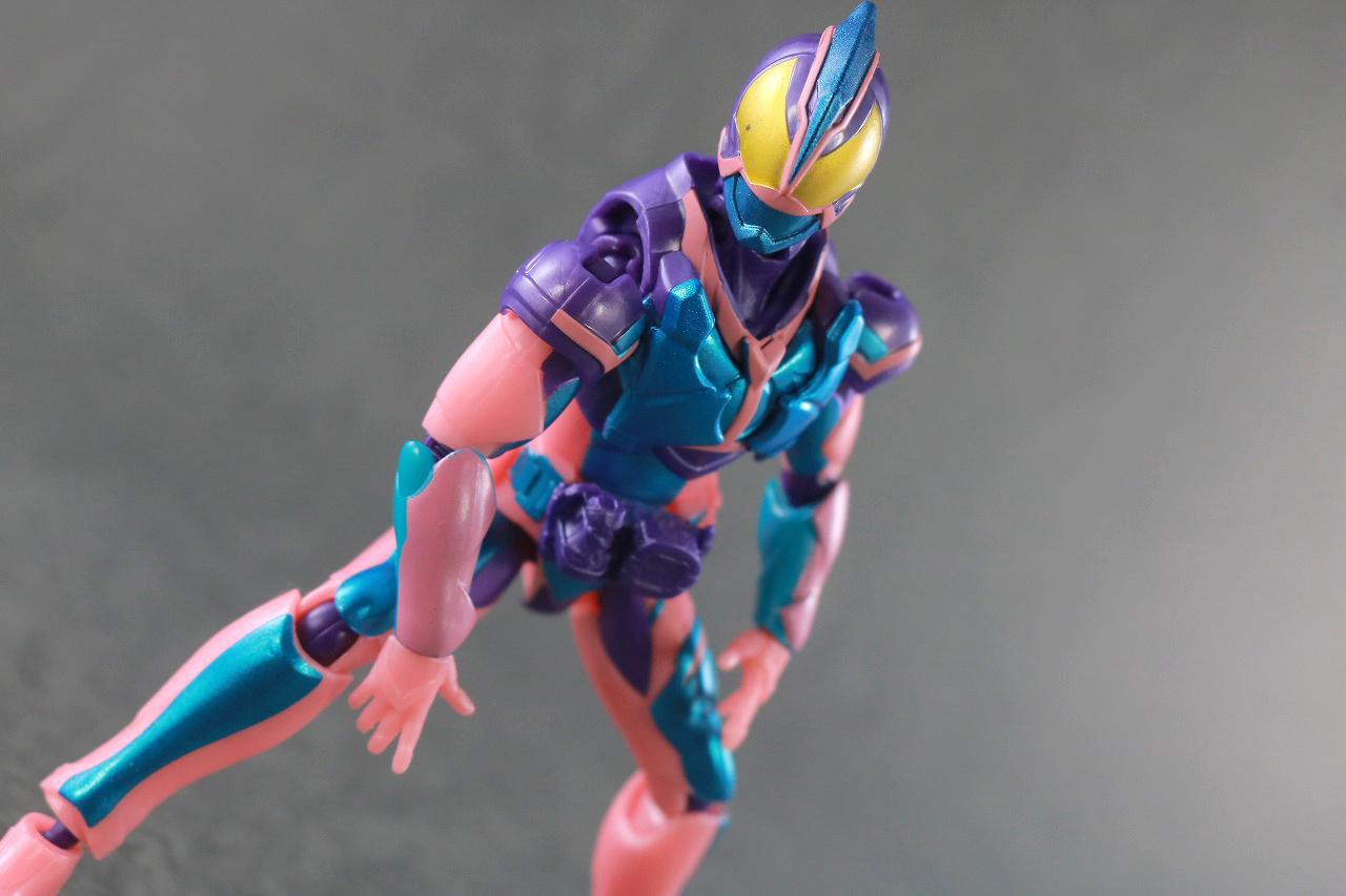 リバイスリミックスフィギュア　仮面ライダーリバイス プテラゲノム　レビュー　アクション