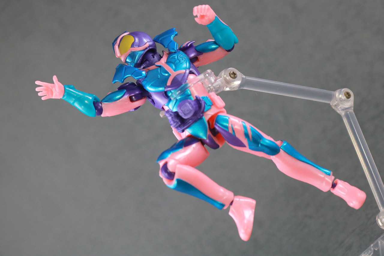 リバイスリミックスフィギュア　仮面ライダーリバイス プテラゲノム　レビュー　アクション