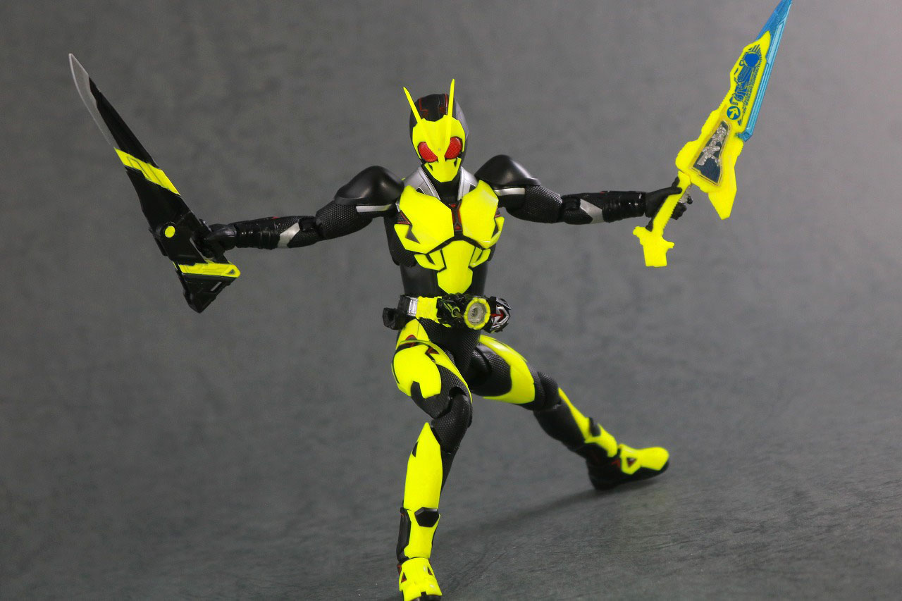 S.H.フィギュアーツ 仮面ライダーゼロワン ライジングホッパー 50th Anniversary Ver.　レビュー　アクション