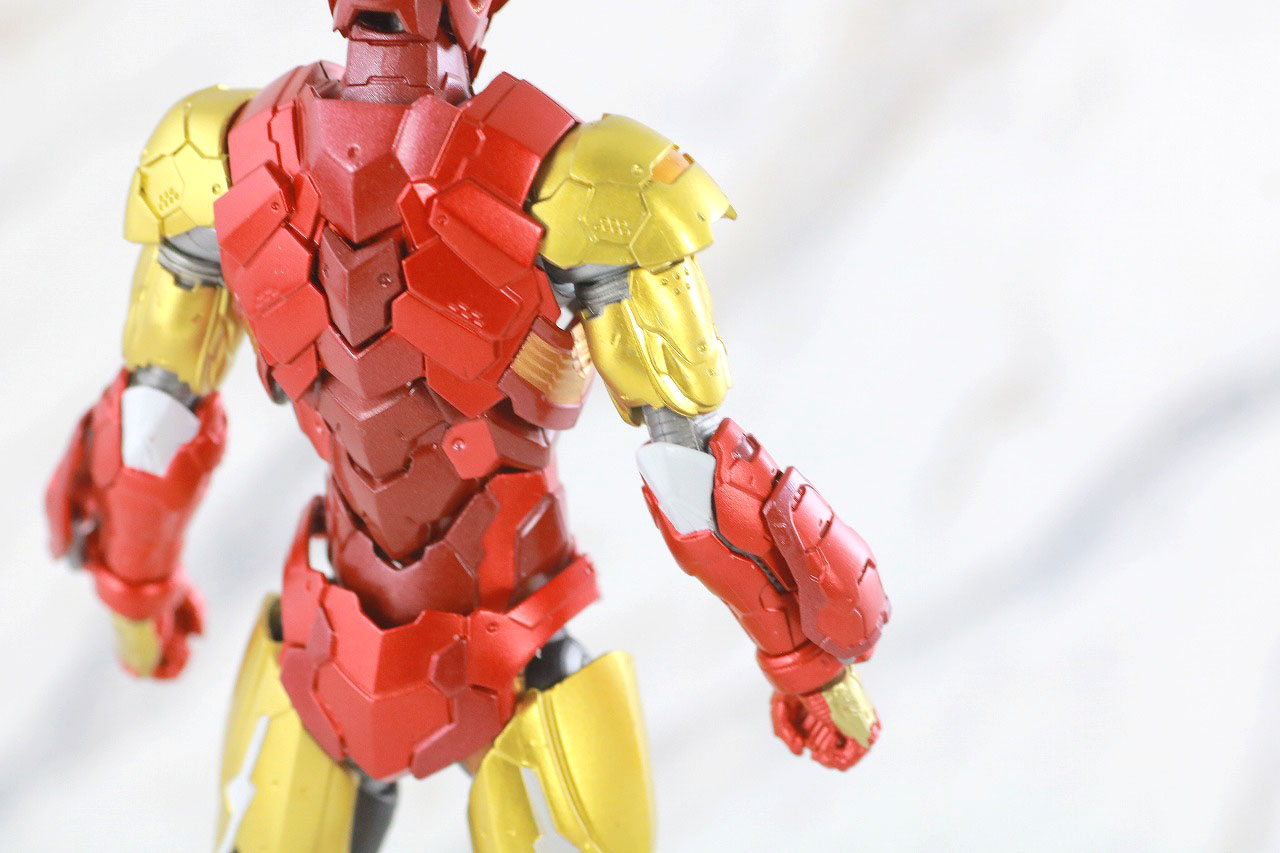 S.H.フィギュアーツ　アイアンマン（テック・オン・アベンジャーズ）　レビュー　本体