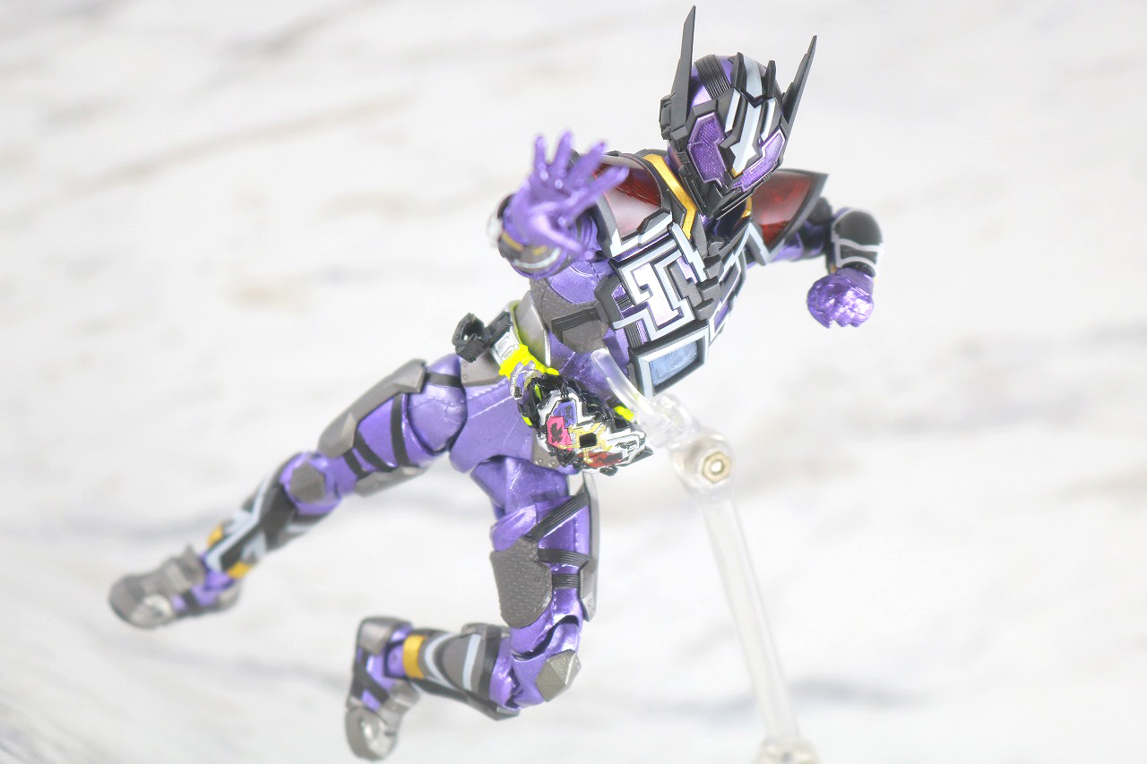 S.H.フィギュアーツ　仮面ライダー滅亡迅雷　レビュー　アクション