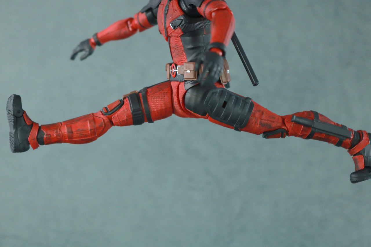 S.H.フィギュアーツ　デッドプール　レビュー　可動範囲