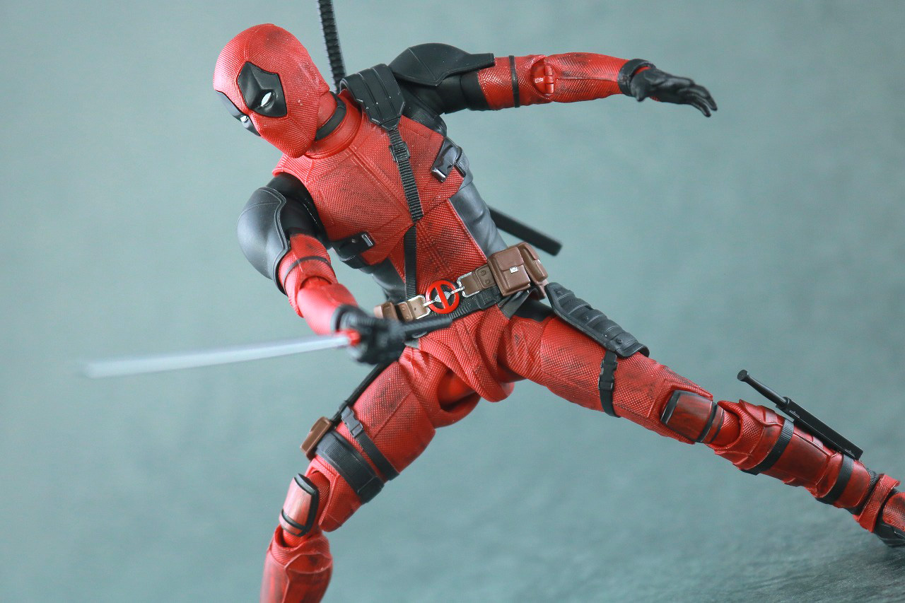 S.H.フィギュアーツ　デッドプール　レビュー　アクション