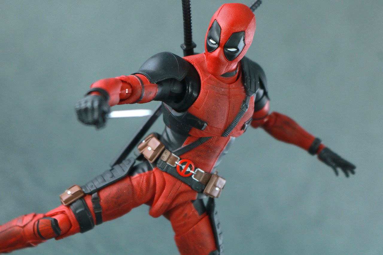 S.H.フィギュアーツ　デッドプール　レビュー　アクション