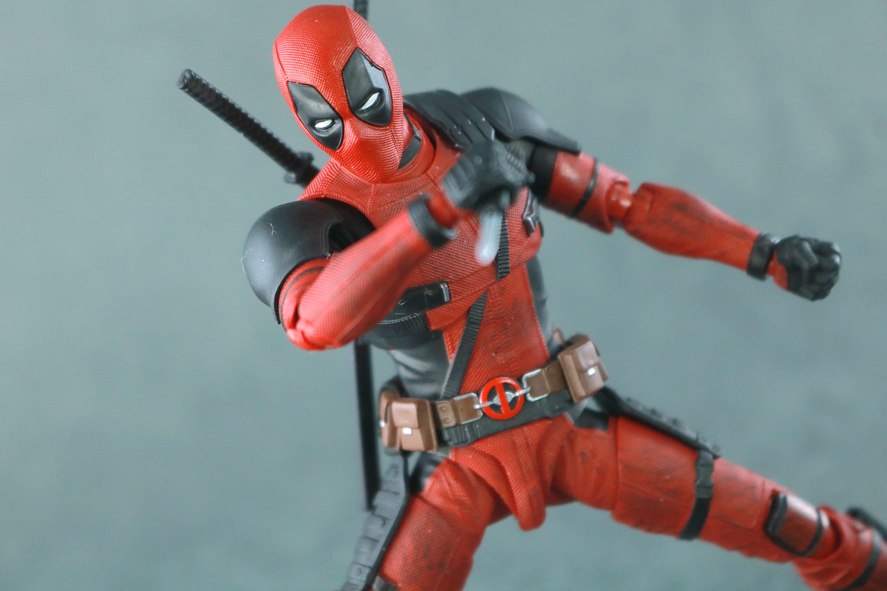 S.H.フィギュアーツ　デッドプール　レビュー　アクション