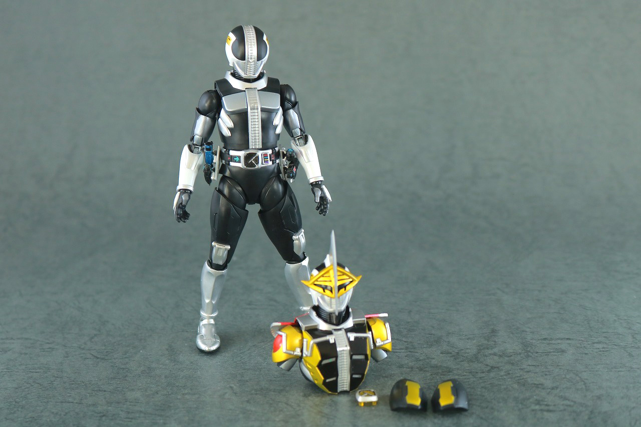 S.H.フィギュアーツ　仮面ライダー電王　プラットフォーム　ケータロスVer.　真骨彫製法　レビュー　換装