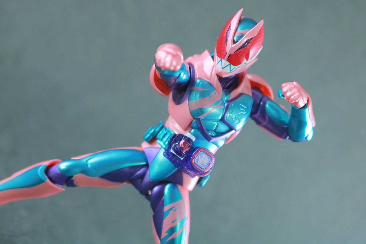 S.H.フィギュアーツ　仮面ライダーリバイ　レックスゲノム　レビュー　アクション　