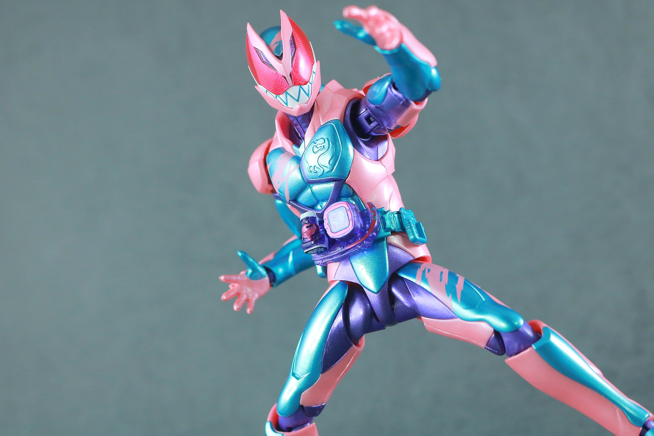 S.H.フィギュアーツ　仮面ライダーリバイ　レックスゲノム　レビュー　アクション　