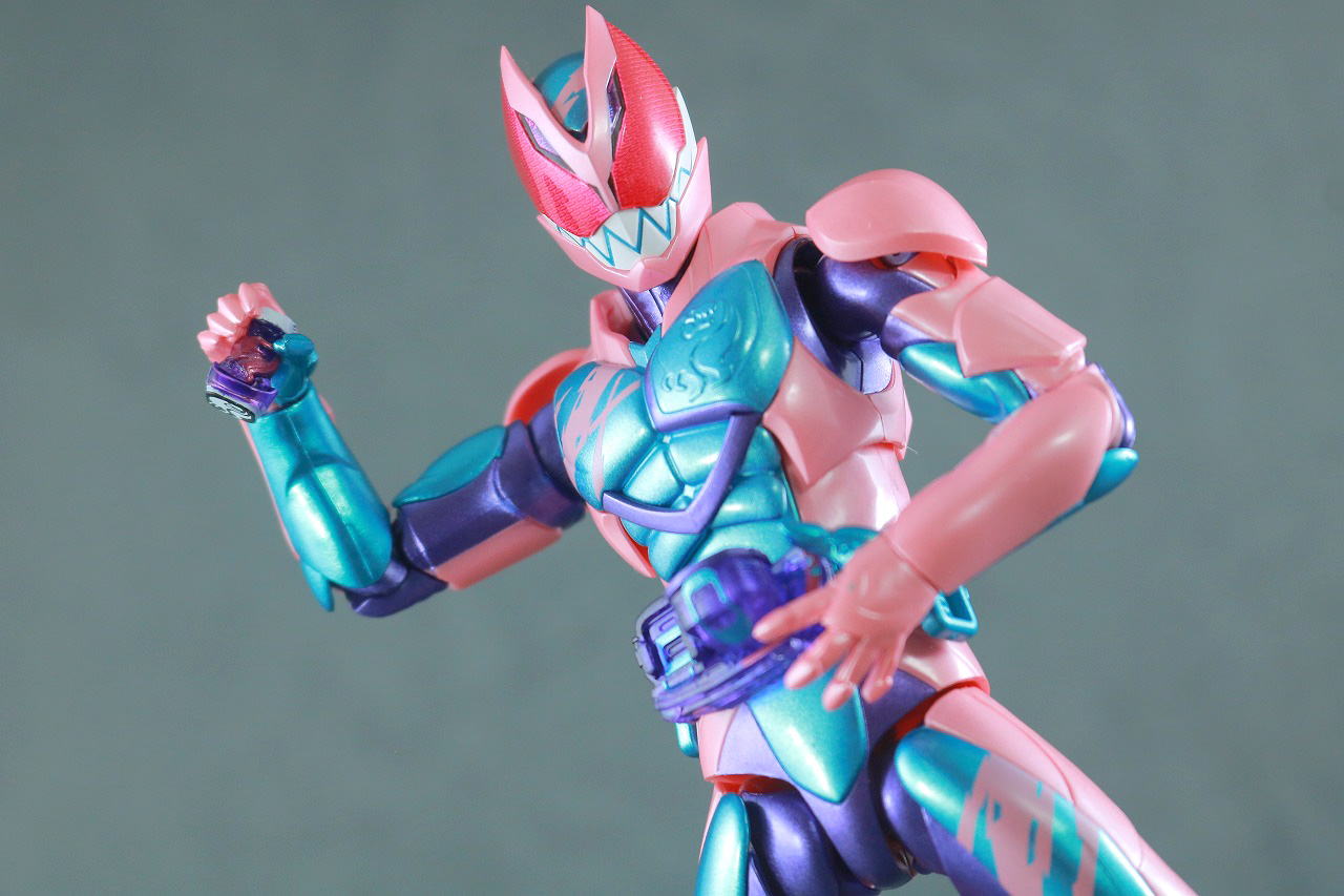 S.H.フィギュアーツ　仮面ライダーリバイ　レックスゲノム　レビュー　アクション　