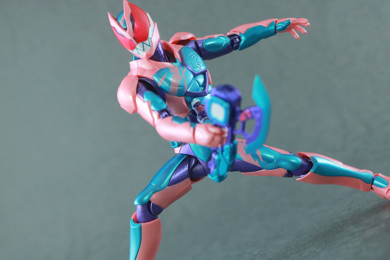 S.H.フィギュアーツ　仮面ライダーリバイ　レックスゲノム　レビュー　アクション　