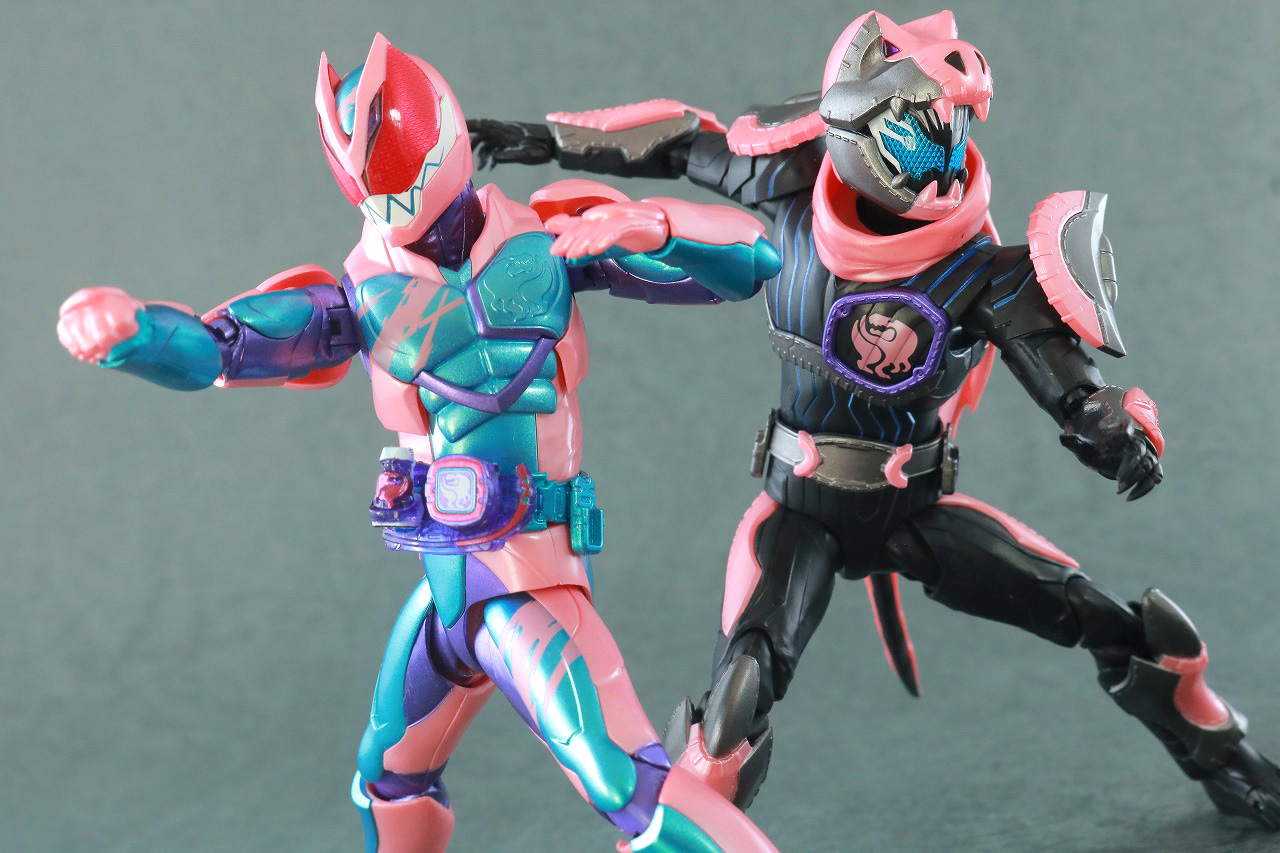 S.H.フィギュアーツ　仮面ライダーリバイ　レックスゲノム　レビュー　アクション　仮面ライダーバイス レックスゲノム