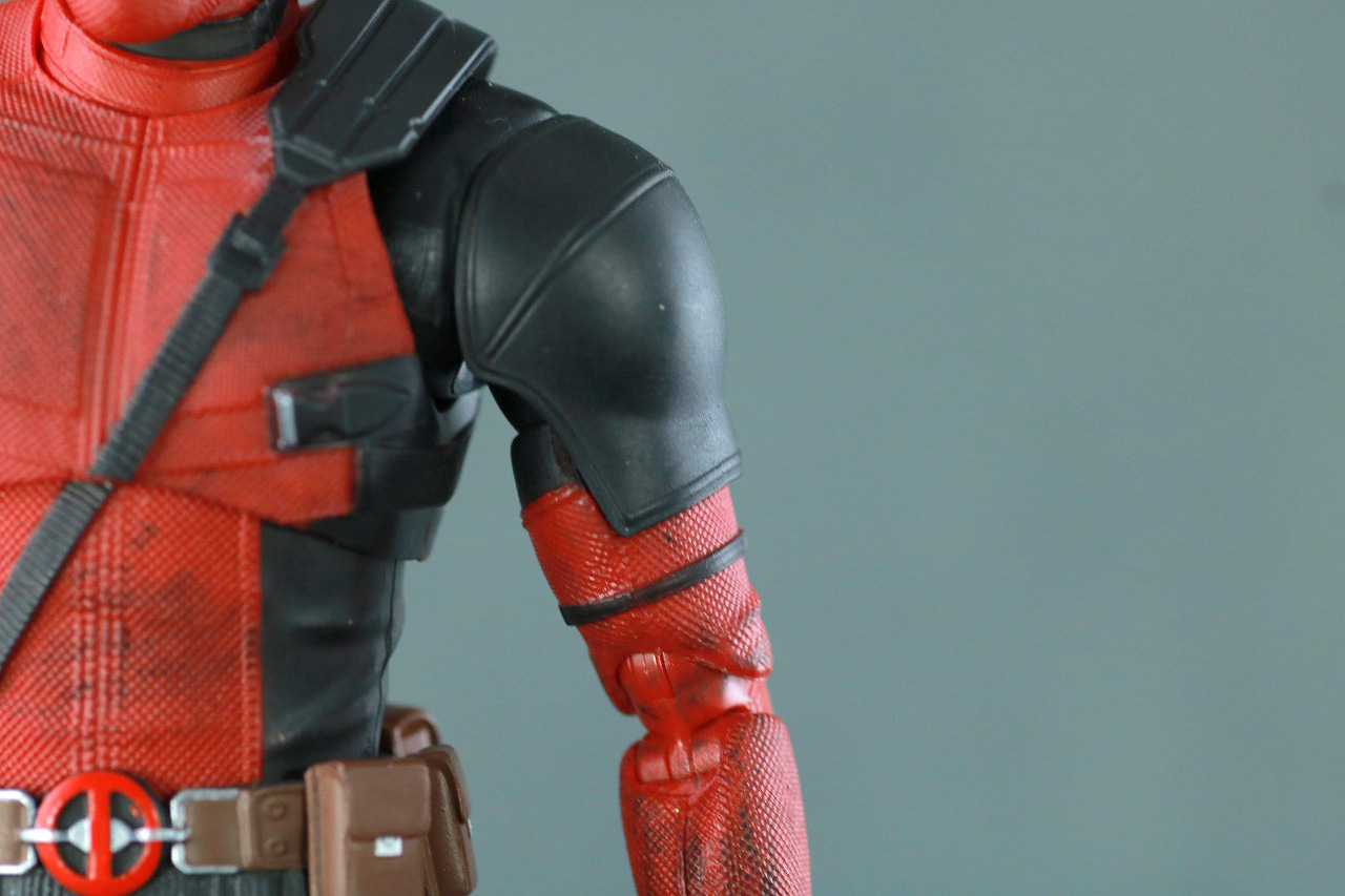 S.H.フィギュアーツ　デッドプール　レビュー　本体