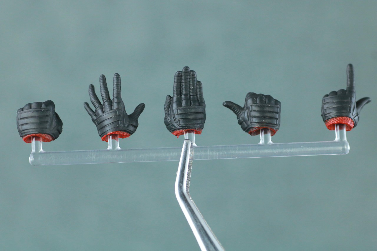 S.H.フィギュアーツ　デッドプール　レビュー　付属品　手首