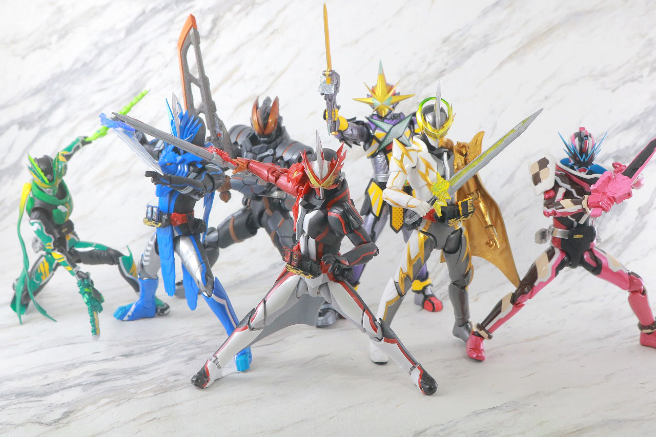 S.H.フィギュアーツ　仮面ライダーバルキリー　ジャスティスサーバル　レビュー　アクション　仮面ライダーセイバー　仮面ライダーブレイズ　仮面ライダーエスパーダ　仮面ライダー剣斬　仮面ライダーバスター　仮面ライダー最光