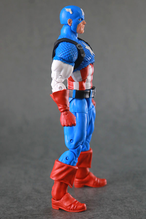 マーベルレジェンド　キャプテン・アメリカ　20周年記念　ブリスターパッケージ版　レビュー　本体