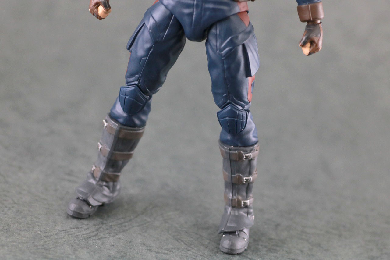 MAFEX　マフェックス　キャプテンアメリカ　アベンジャーズ　エンドゲーム　レビュー　本体