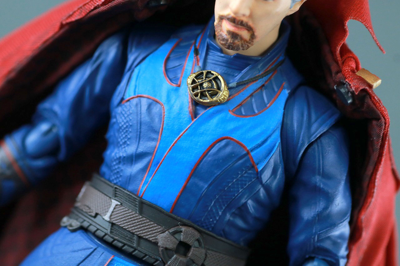 S.H.フィギュアーツ　ドクターストレンジ　マルチバース・オブ・マッドネス　レビュー　本体