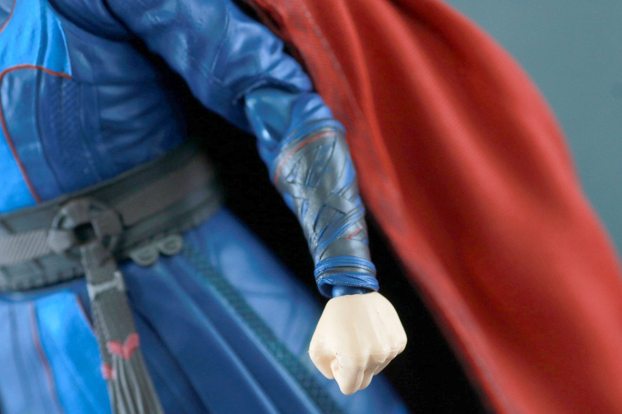 S.H.フィギュアーツ　ドクターストレンジ　マルチバース・オブ・マッドネス　レビュー　本体