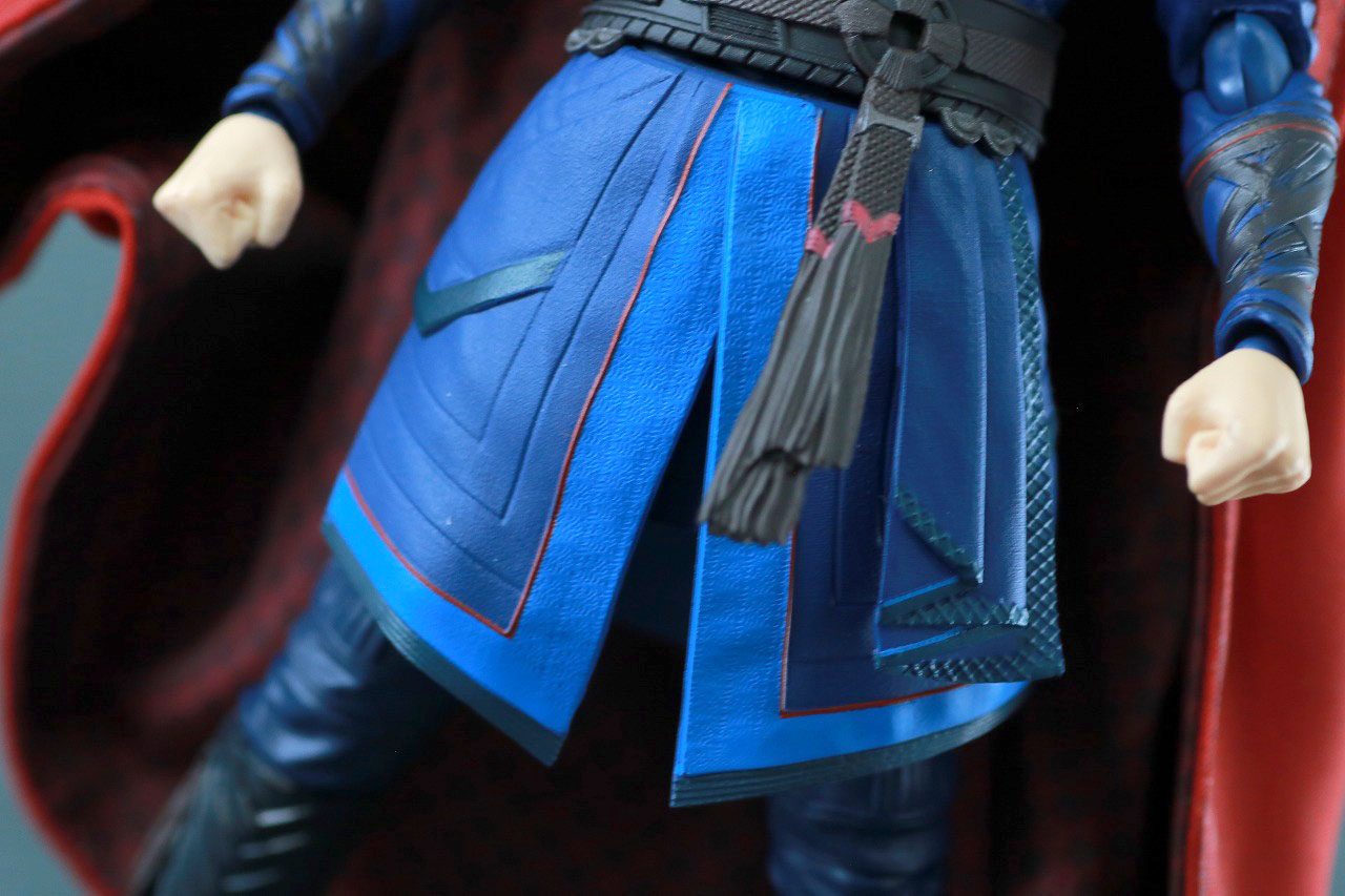 S.H.フィギュアーツ　ドクターストレンジ　マルチバース・オブ・マッドネス　レビュー　本体