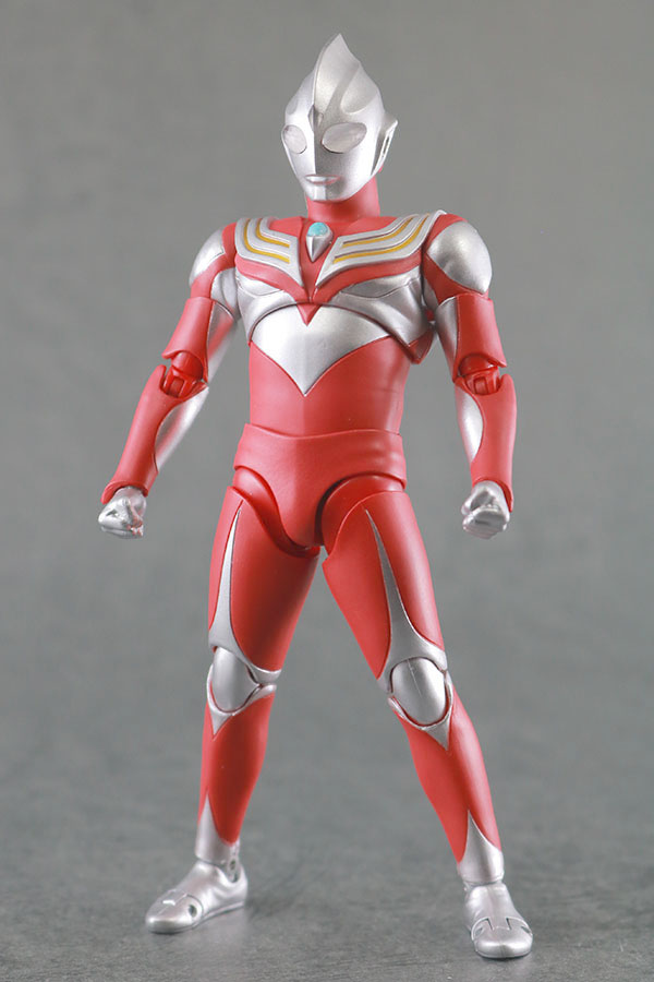 S.H.フィギュアーツ　ウルトラマンティガ パワータイプ　真骨彫製法　レビュー　本体