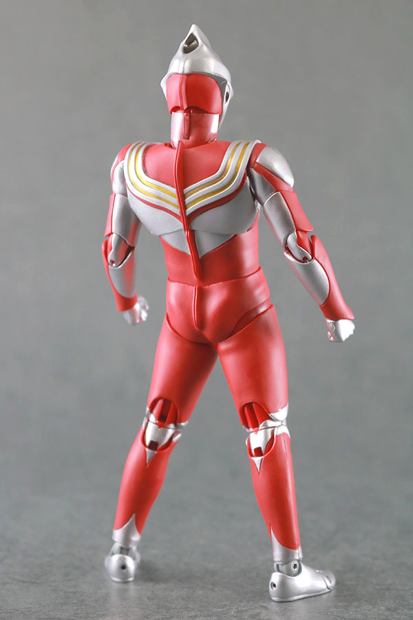 S.H.フィギュアーツ　ウルトラマンティガ パワータイプ　真骨彫製法　レビュー　本体