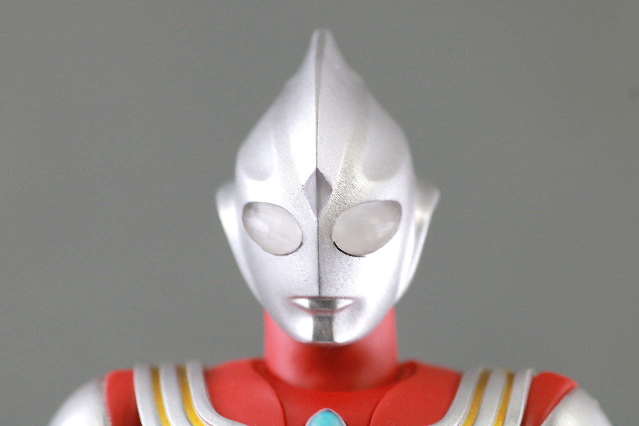 S.H.フィギュアーツ　ウルトラマンティガ パワータイプ　真骨彫製法　レビュー　本体