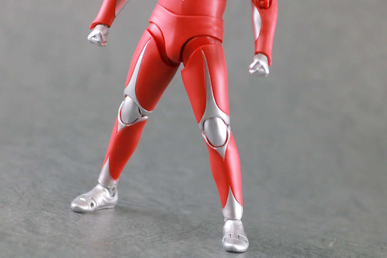 S.H.フィギュアーツ　ウルトラマンティガ パワータイプ　真骨彫製法　レビュー　本体
