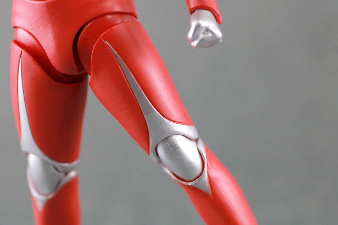 S.H.フィギュアーツ　ウルトラマンティガ パワータイプ　真骨彫製法　レビュー　本体