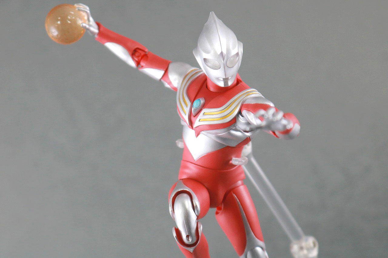 S.H.フィギュアーツ　ウルトラマンティガ パワータイプ　真骨彫製法　レビュー　アクション