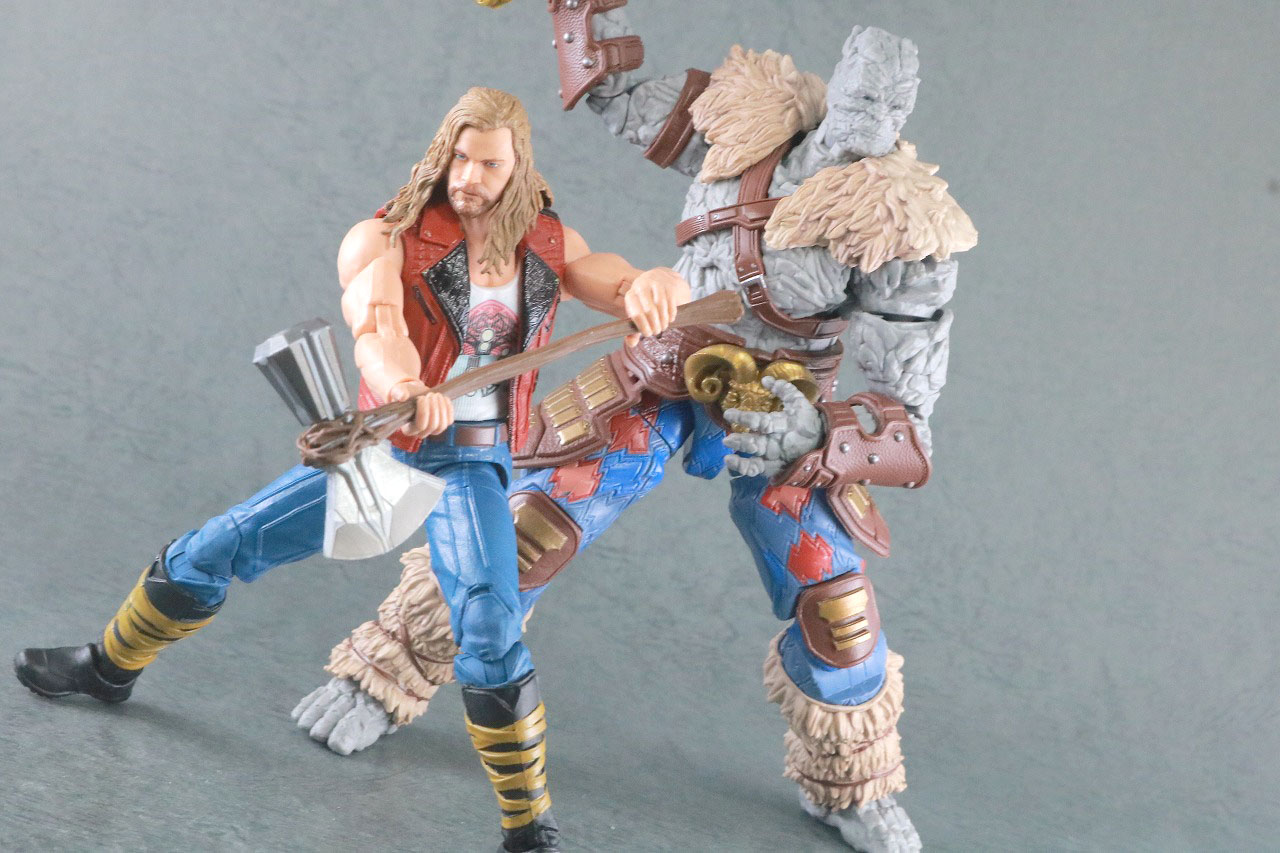 マーベルレジェンド　コーグ　ソー：ラブ＆サンダー　レビュー　アクション