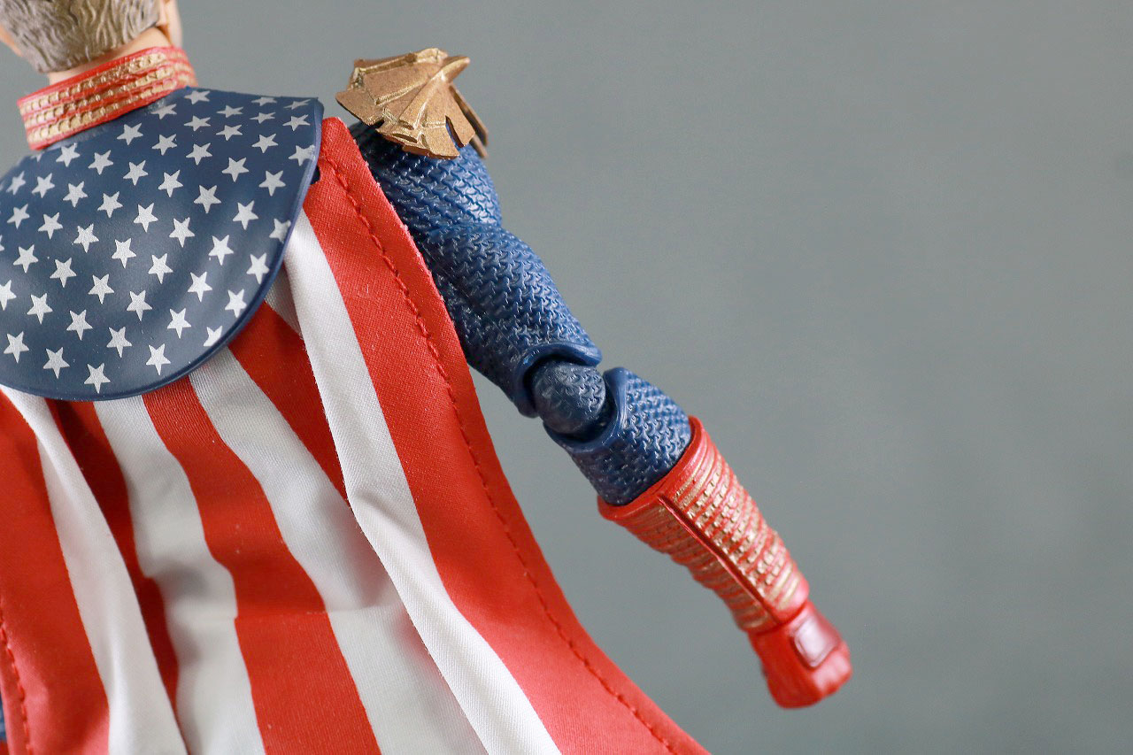 MAFEX　ホームランダー　レビュー　本体