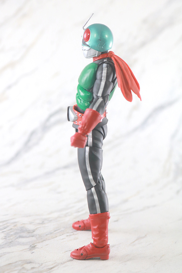 S.H.フィギュアーツ 仮面ライダー新2号 真骨彫製法 50th Anniversary Ver. レビュー 本体