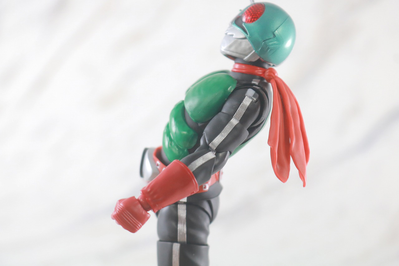 S.H.フィギュアーツ 仮面ライダー新2号 真骨彫製法 50th Anniversary Ver. レビュー 可動範囲