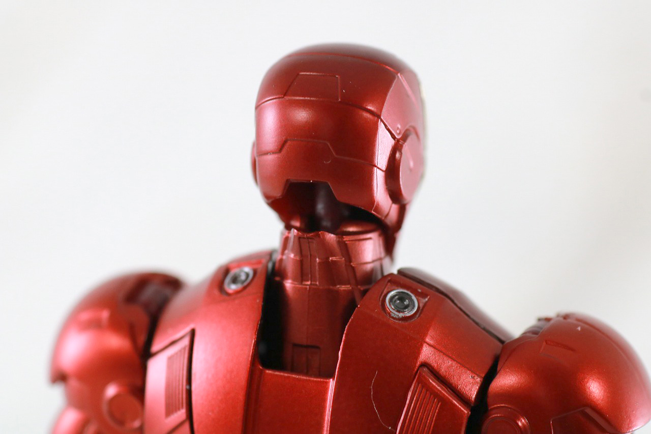 S.H.フィギュアーツ　アイアンマン　マーク3　STANDARD EDITION　レビュー　本体