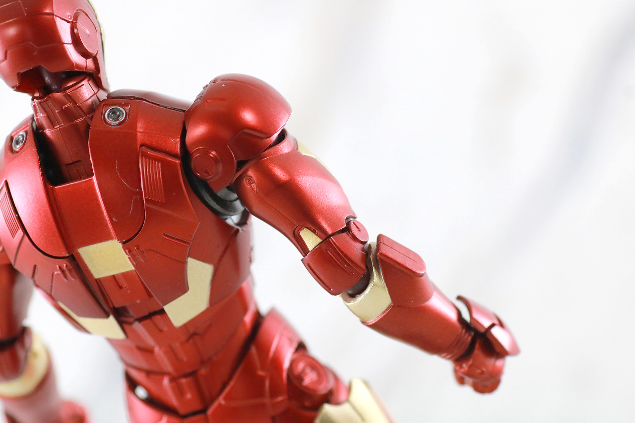 S.H.フィギュアーツ　アイアンマン　マーク3　STANDARD EDITION　レビュー　本体