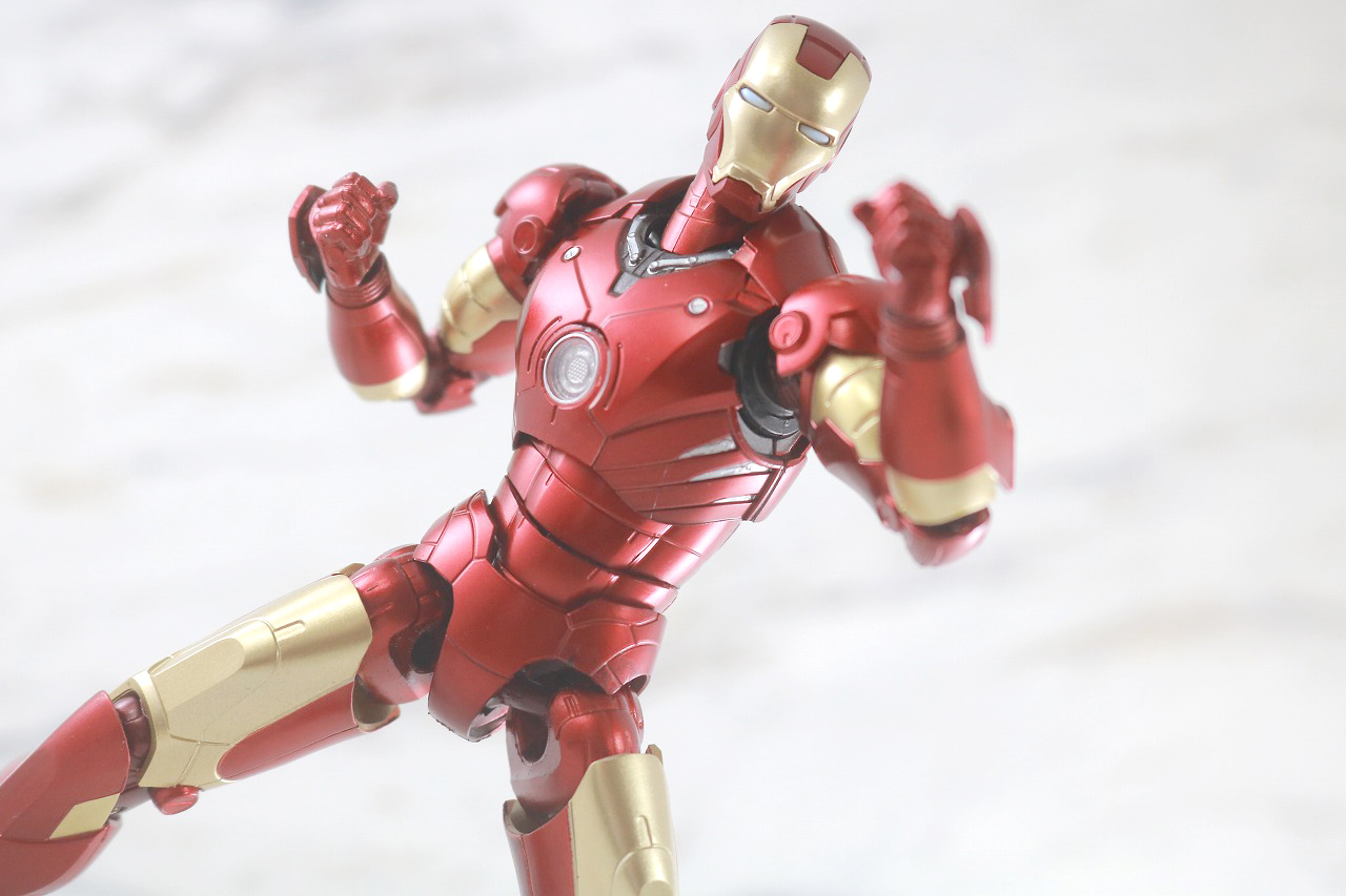 S.H.フィギュアーツ　アイアンマン　マーク3　STANDARD EDITION　レビュー　アクション