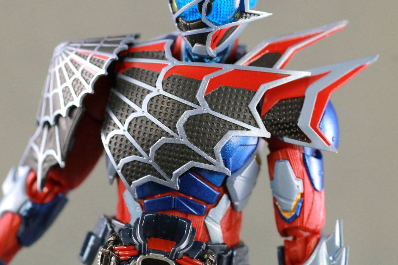S.H.フィギュアーツ　仮面ライダーデモンズ　スパイダーゲノム　レビュー　本体