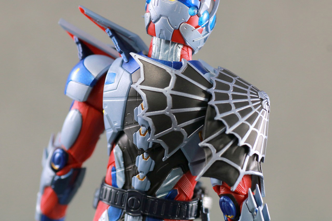 S.H.フィギュアーツ　仮面ライダーデモンズ　スパイダーゲノム　レビュー　本体