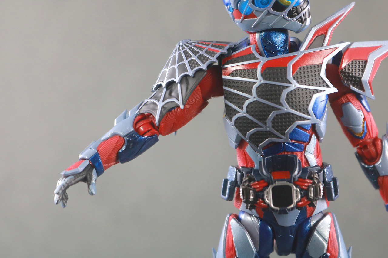 S.H.フィギュアーツ　仮面ライダーデモンズ　スパイダーゲノム　レビュー　可動範囲