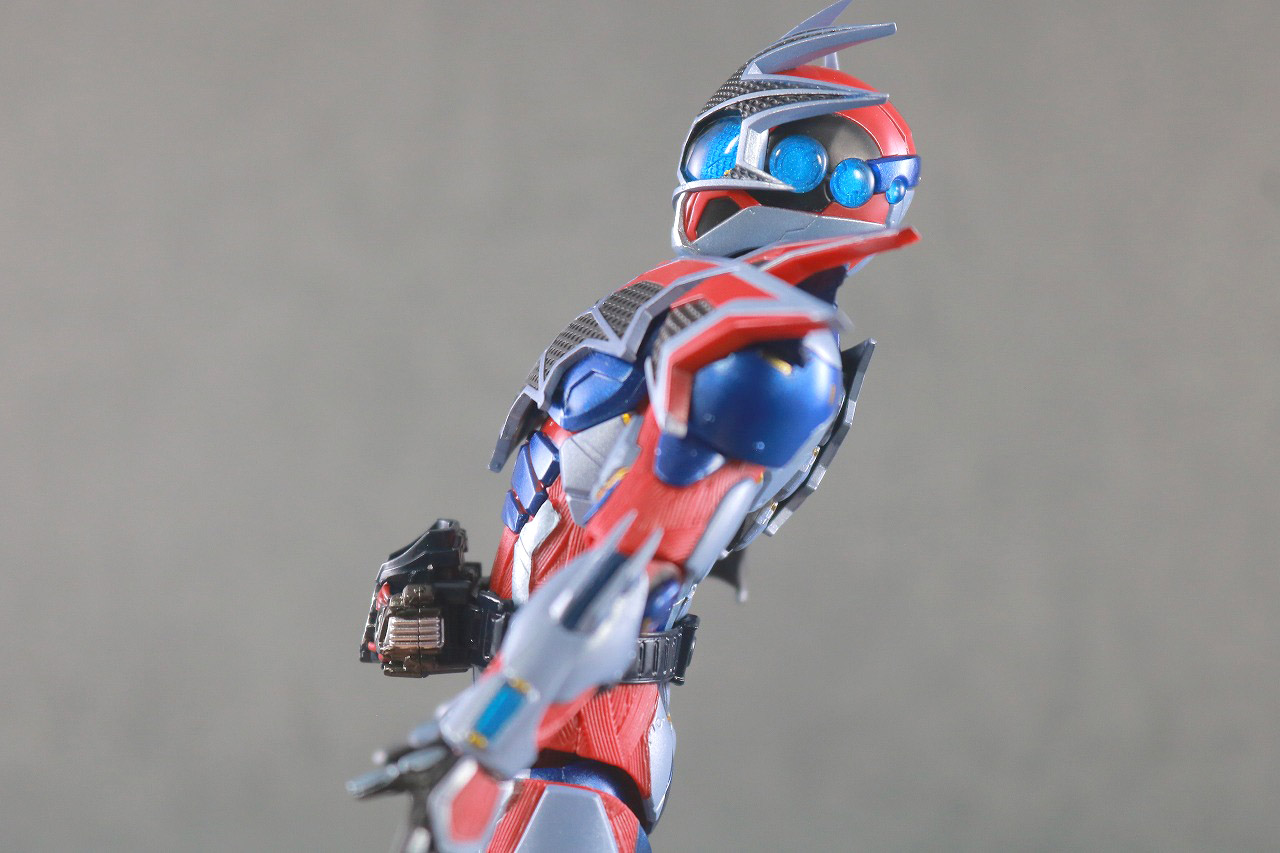 S.H.フィギュアーツ　仮面ライダーデモンズ　スパイダーゲノム　レビュー　可動範囲