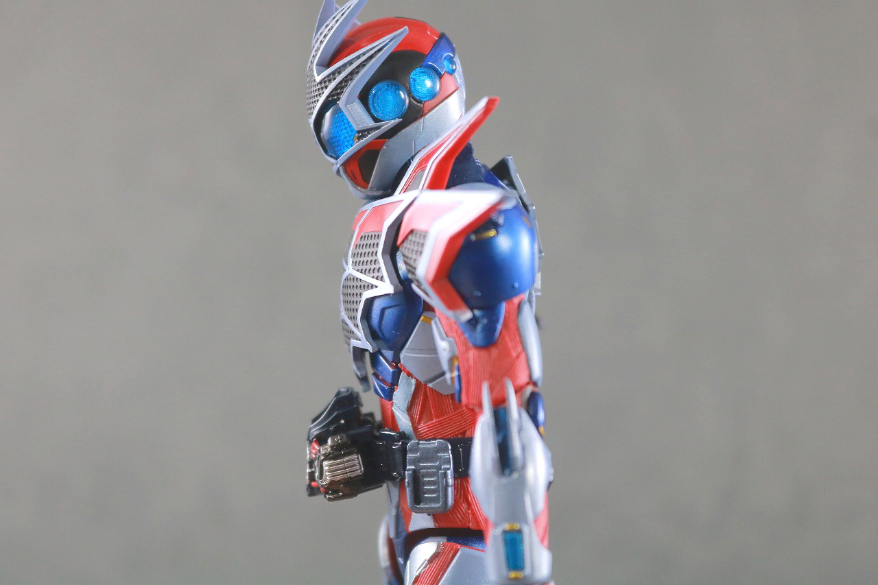 S.H.フィギュアーツ　仮面ライダーデモンズ　スパイダーゲノム　レビュー　可動範囲