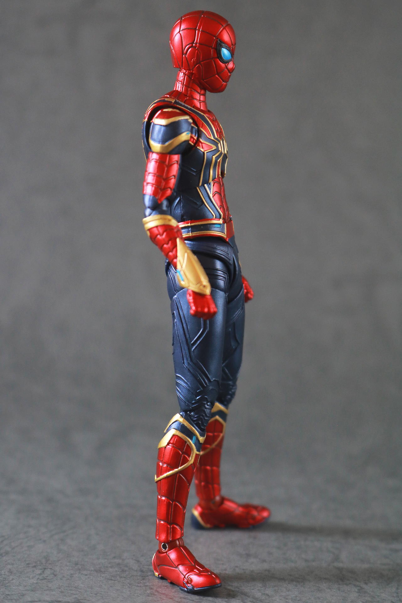 S.H.フィギュアーツ　アイアン・スパイダー（『スパイダーマン：ノー・ウェイ・ホーム』）　レビュー　本体