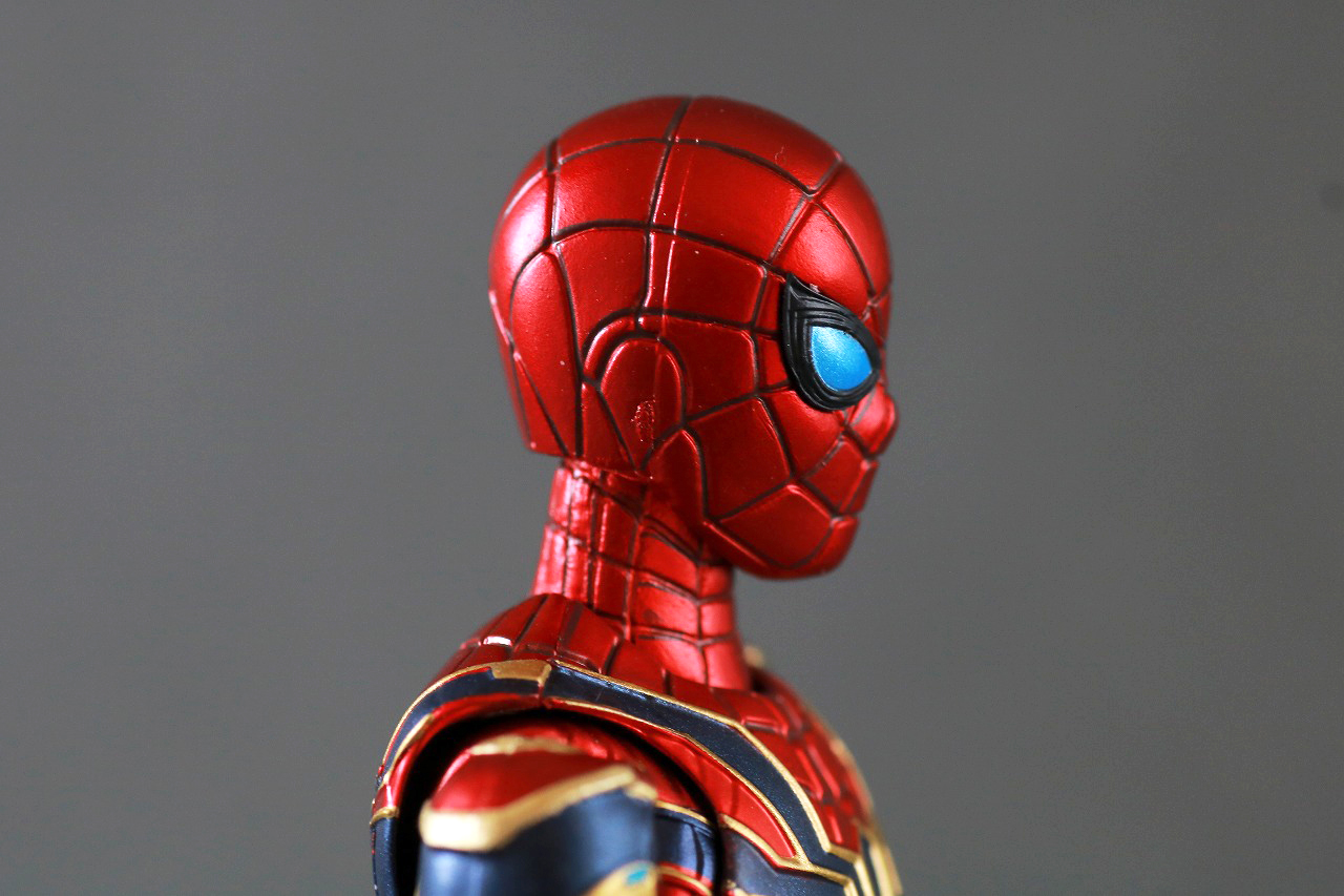S.H.フィギュアーツ　アイアン・スパイダー（『スパイダーマン：ノー・ウェイ・ホーム』）　レビュー　本体