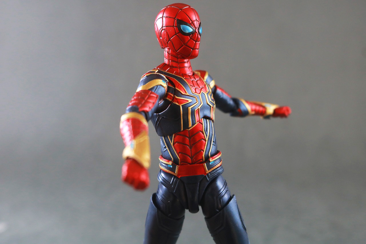 S.H.フィギュアーツ　アイアン・スパイダー（『スパイダーマン：ノー・ウェイ・ホーム』）　レビュー　可動範囲