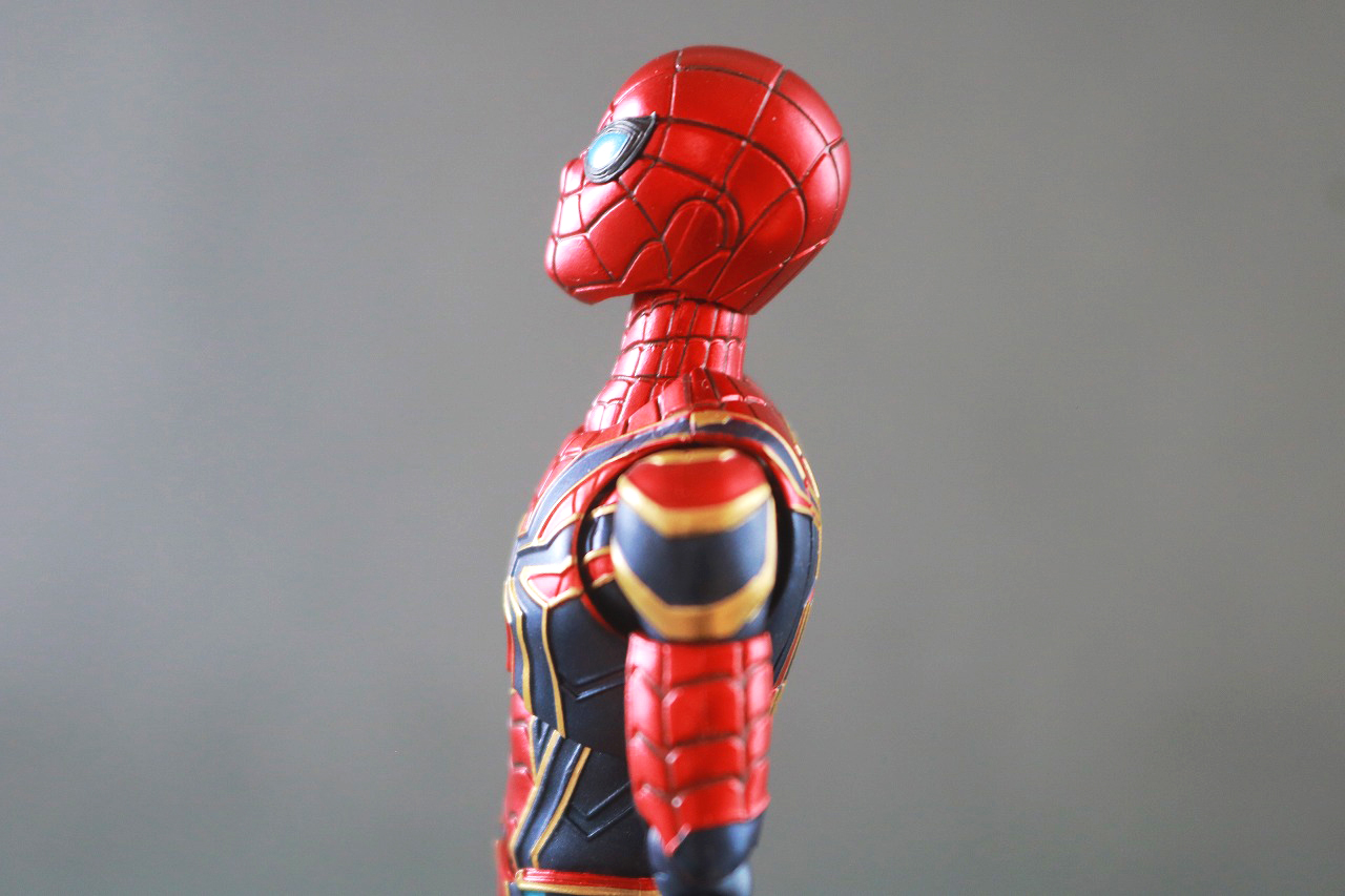 S.H.フィギュアーツ　アイアン・スパイダー（『スパイダーマン：ノー・ウェイ・ホーム』）　レビュー　可動範囲