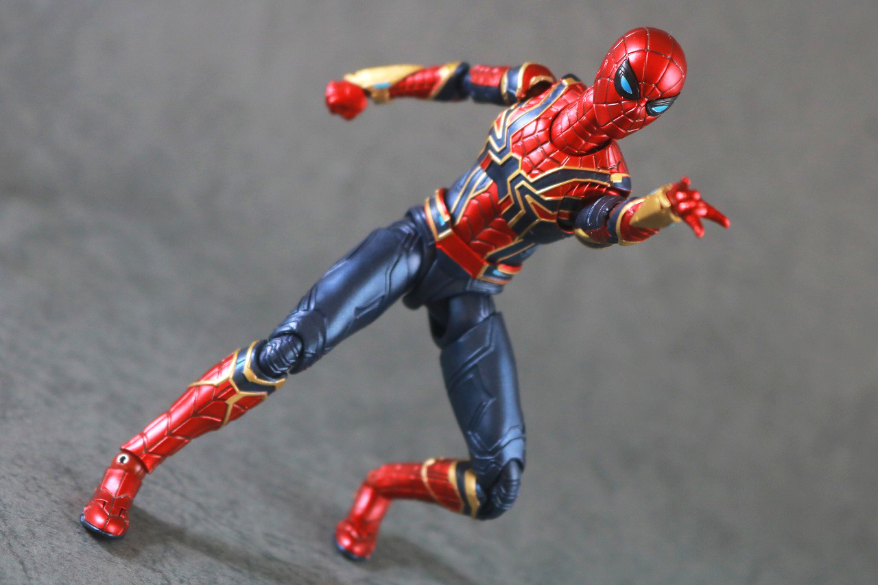 S.H.フィギュアーツ　アイアン・スパイダー（『スパイダーマン：ノー・ウェイ・ホーム』）　レビュー　アクション