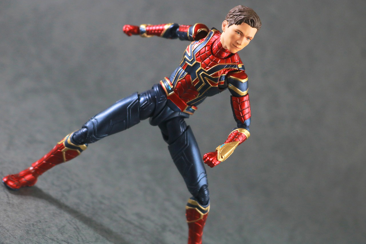 S.H.フィギュアーツ　アイアン・スパイダー（『スパイダーマン：ノー・ウェイ・ホーム』）　レビュー　アクション